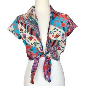 Floral Print Tie-Front Crop Top